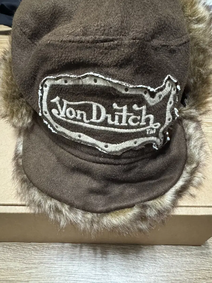 본더치 von dutch 트루퍼햇